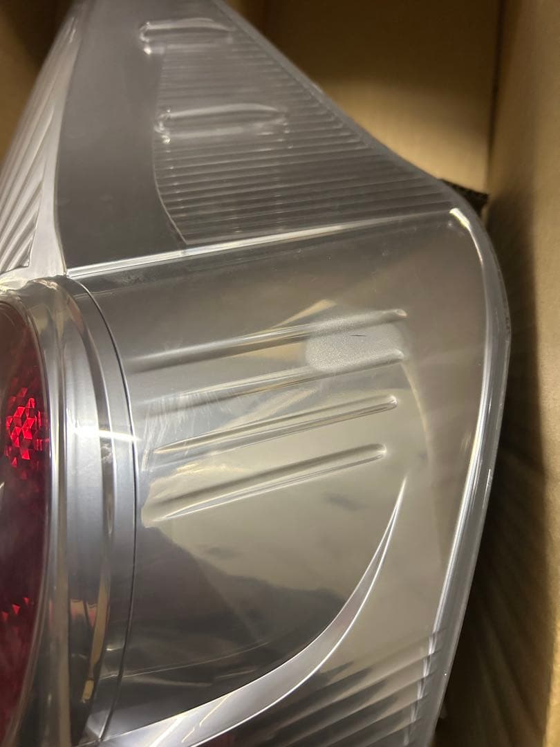 NHP10 アクア　右テールランプAssy