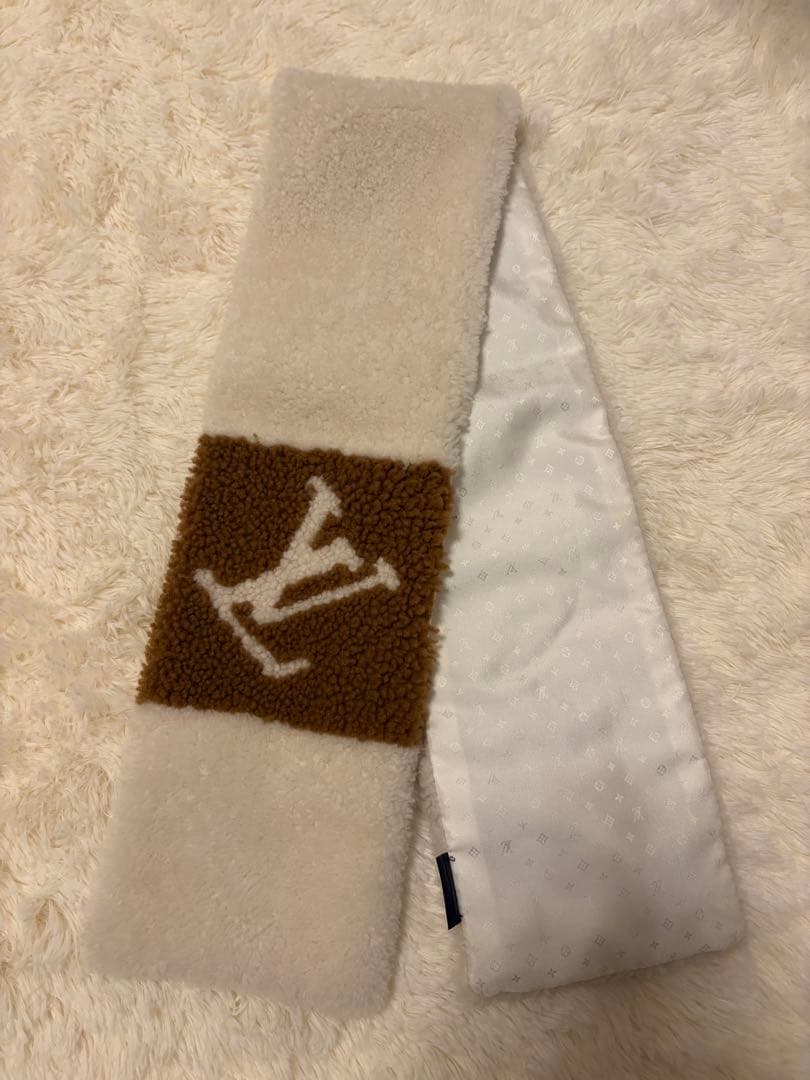 LOUIS VUITTON エシャルプ ネバーフリーズ シャーリング