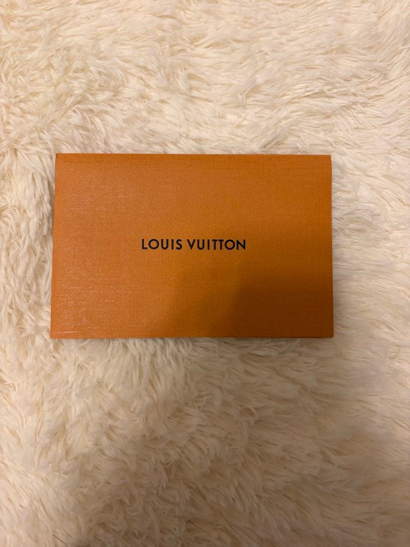 LOUIS VUITTON エシャルプ ネバーフリーズ シャーリング