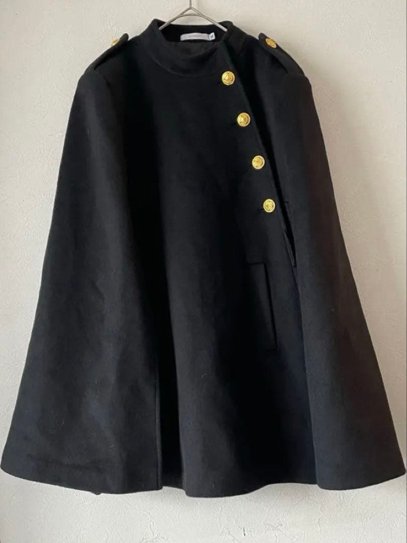 エヌフレーム 金ボタン クラシックケープコート ウール バンドカラー