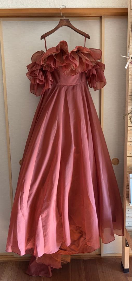 THE URBAN BLANCHE　2WAY　フリル　カラードレス