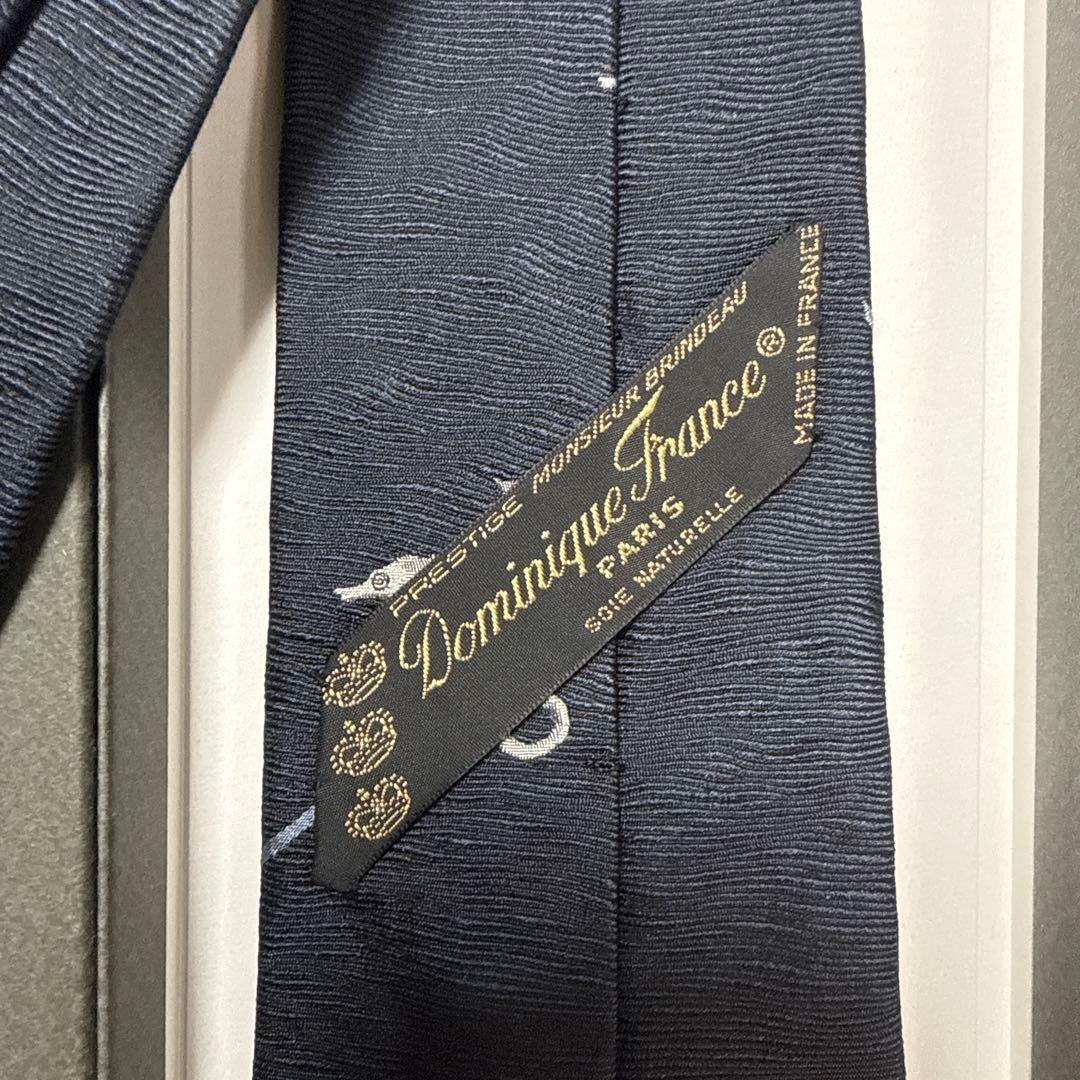 美品　ドミニクフランス　ネクタイ　紺　タツノオトシゴ　スリークラウン王冠