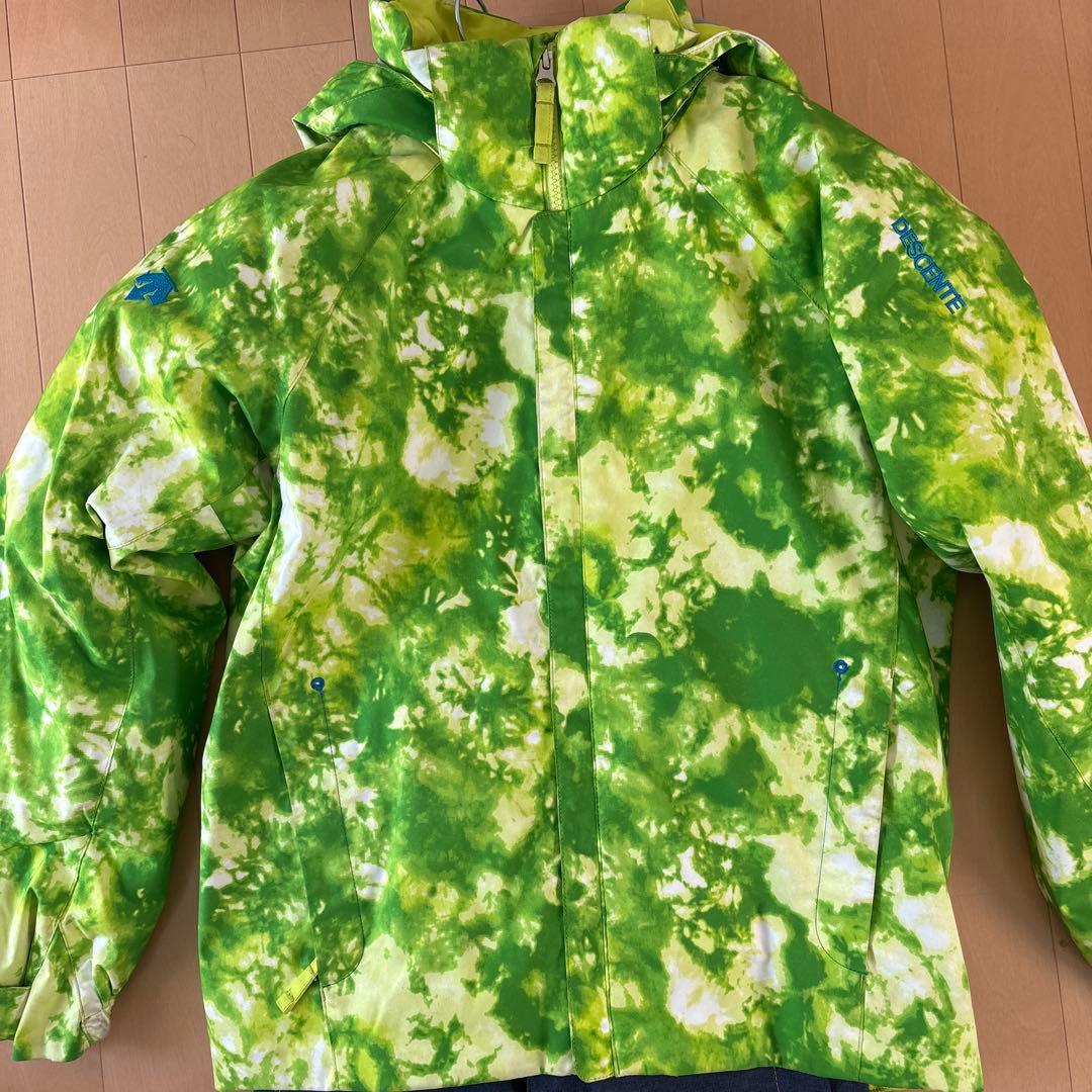 デサント　スキーウェア　男の子　女の子　150センチ　上下セット　スノーウエア