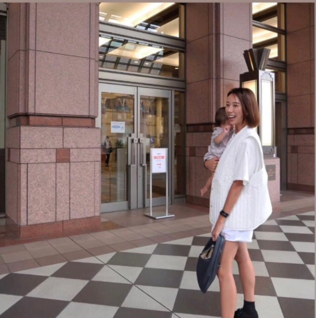 カベサロッソ　キルティングベスト