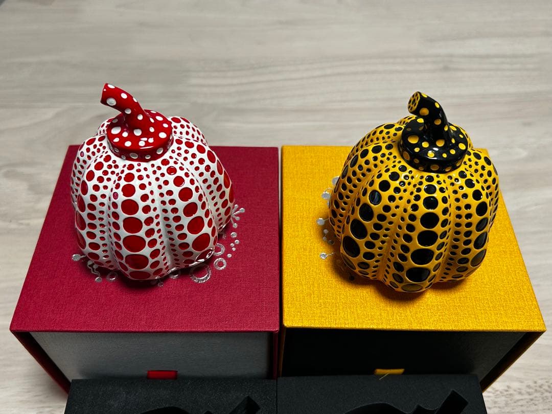 草間彌生 カボチャ置物 2点セット