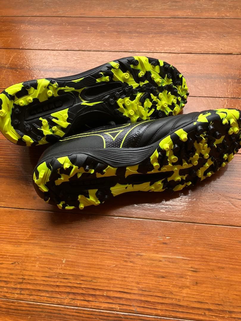 ミズノ　モレリア βtf 26.0 JAPAN限定カラー