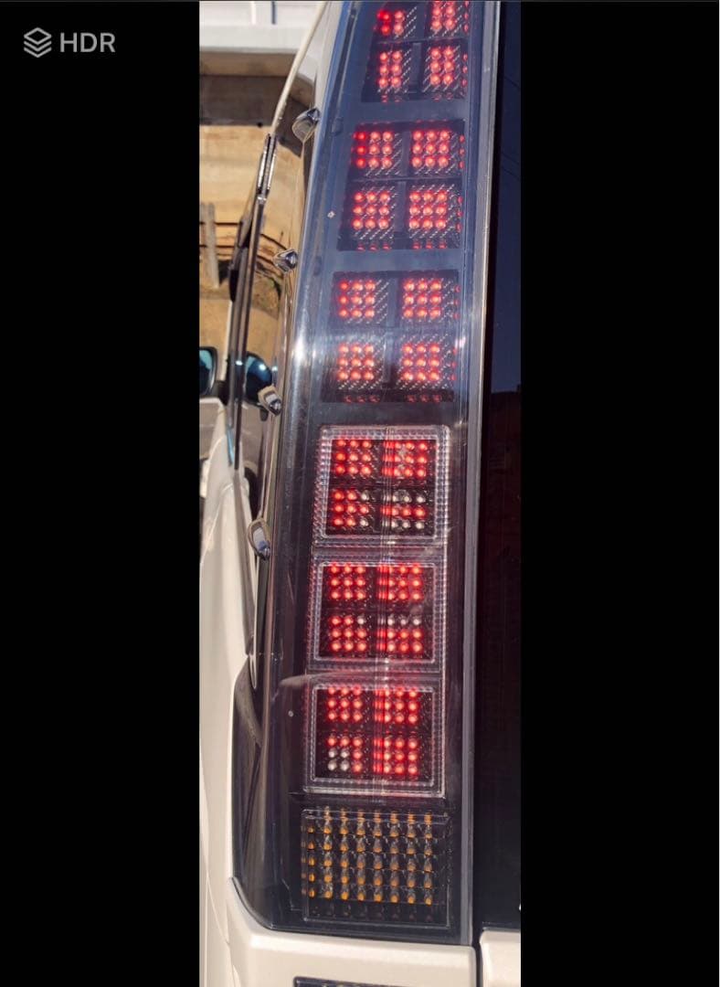 80系　ヴォクシー　純正加工テールランプ　難あり　ノア　エスクワイア