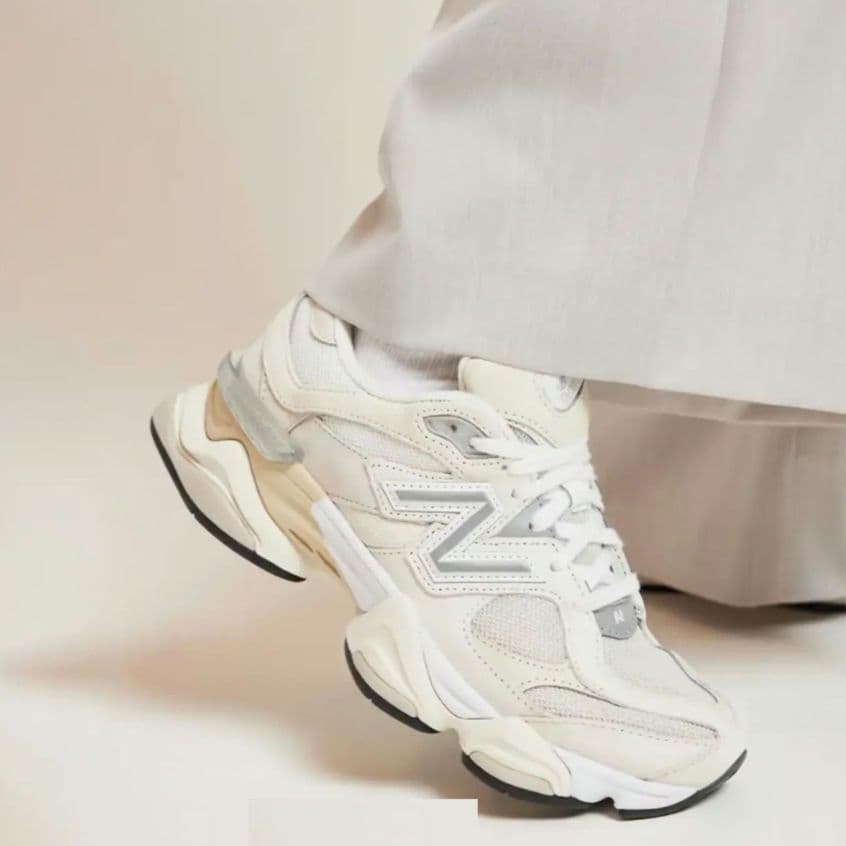 【24.5cm】 ニューバランス NB U9060WHT