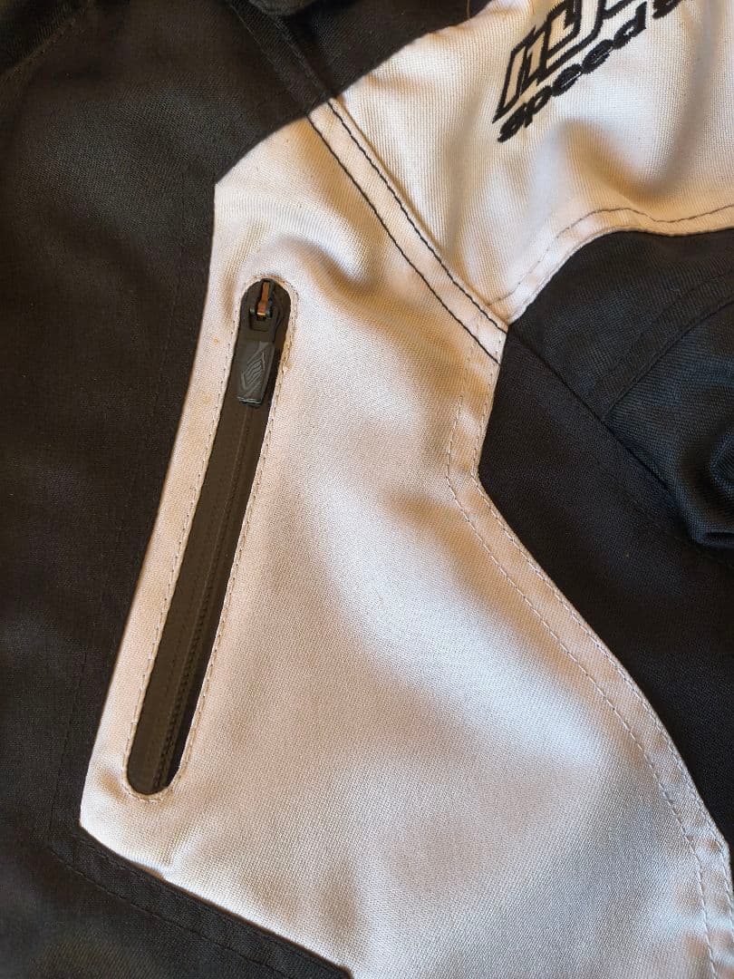 Hyod 冬用テキスタイルジャケット　レディースＬ