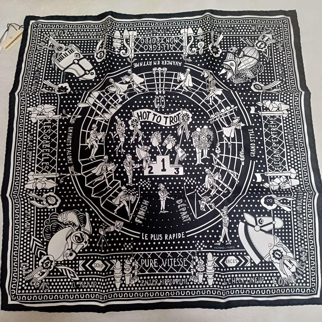 【新品未使用タグつき】エルメス　スカーフ　カレ　55 シルク　ブラック×ホワイト