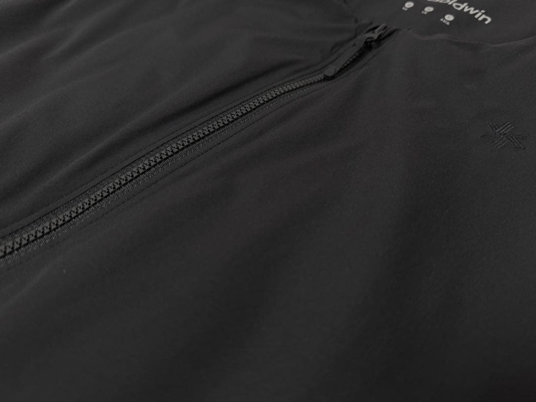 ゴールドウィン ゴアテックスインフィニィアム　インサレーション 中綿ベスト　L