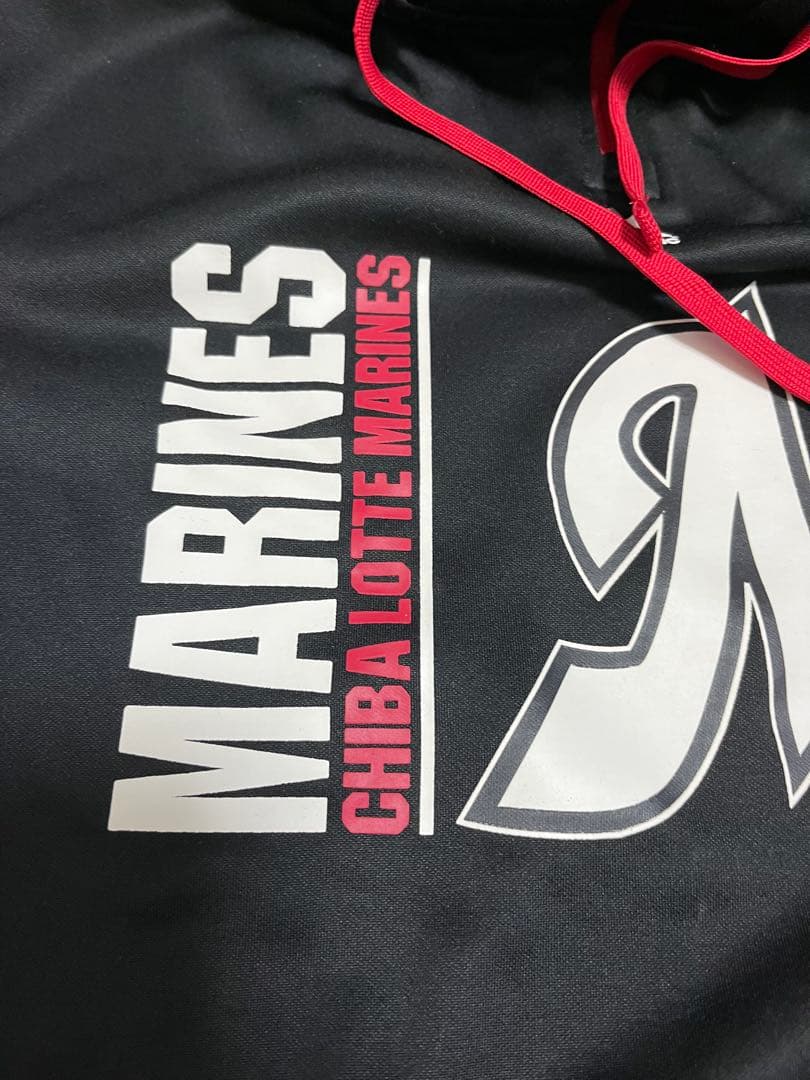 千葉ロッテマリーンズ　実使用　パーカー　練習ウエア　ユニフォーム　鶴岡コーチ