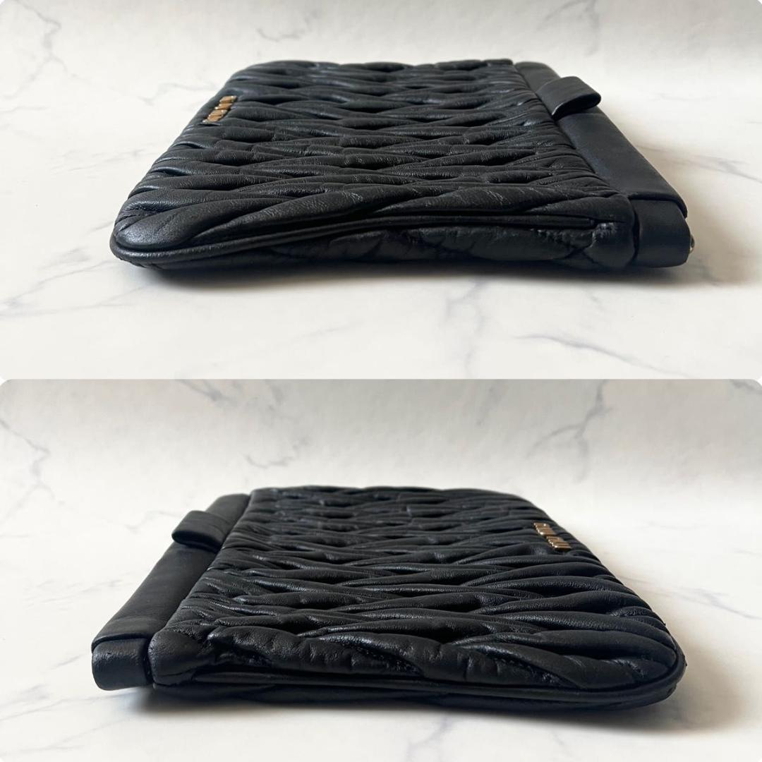ミュウミュウ マテラッセ クラッチバッグ セカンドバッグ キルティング レザー黒