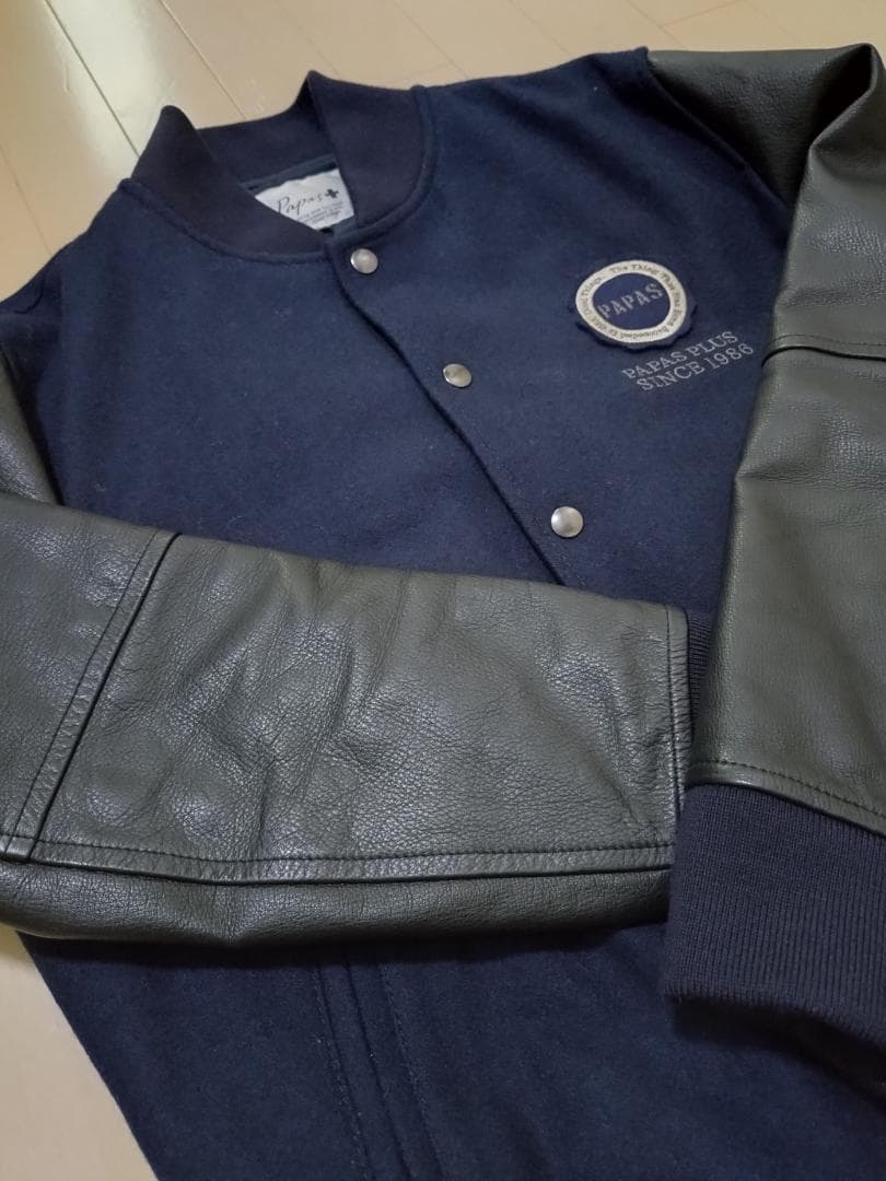 希少美品 パパスプラス スタジャン ネイビー Papas+