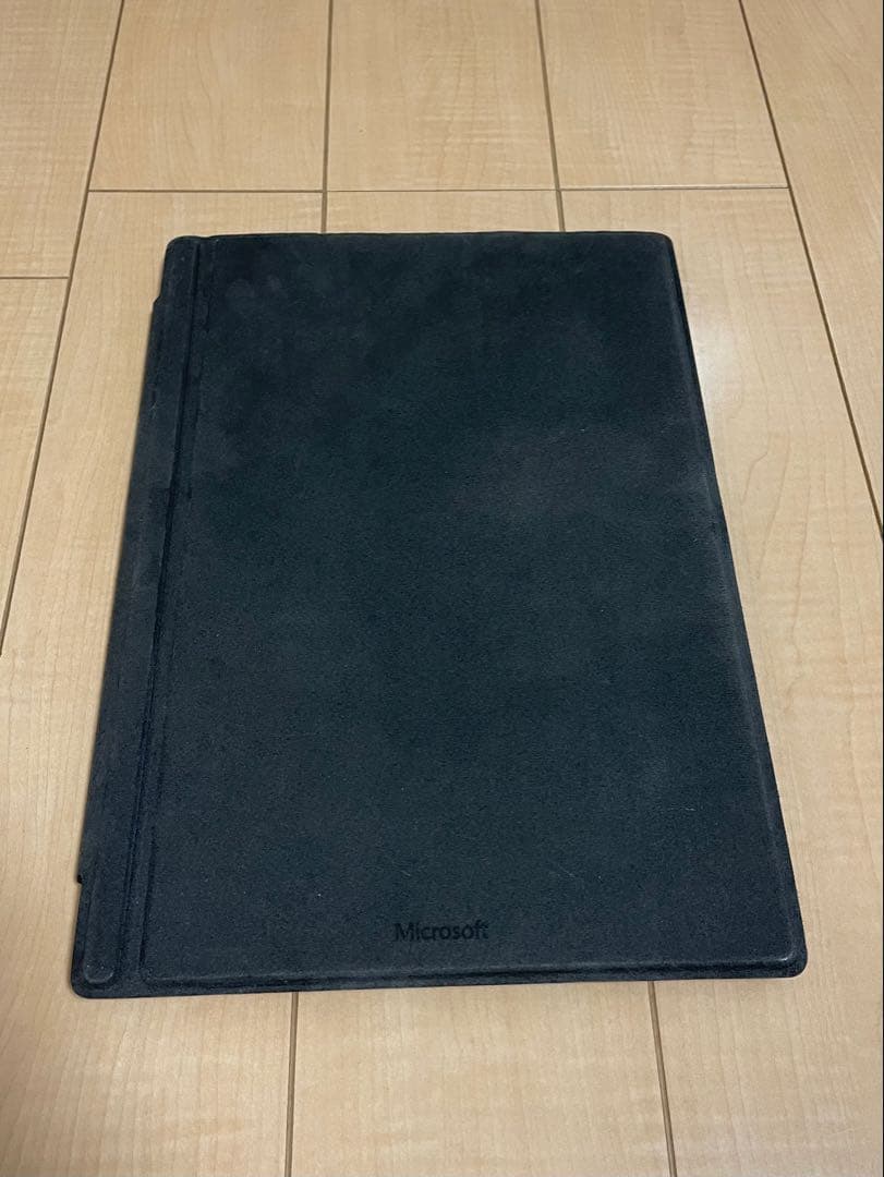 Microsoft Surface Pro5 本体 + キーボード