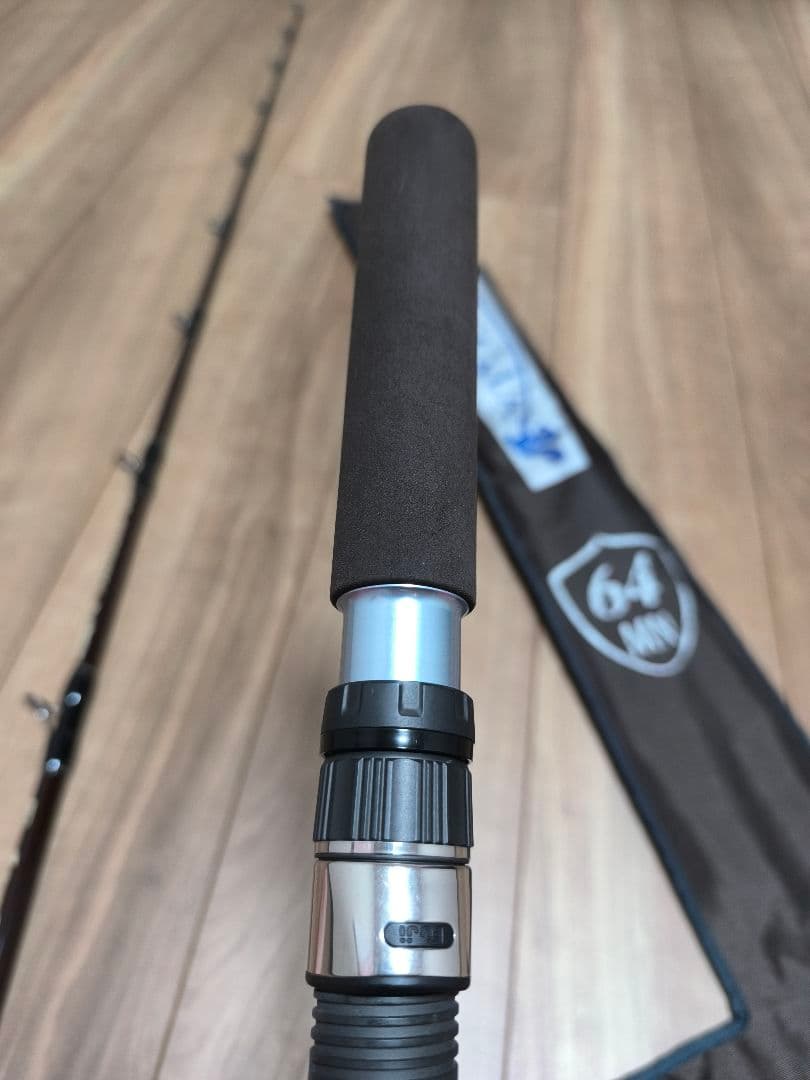 【美品】ツララ ボンバダアグア ミヌアノ64