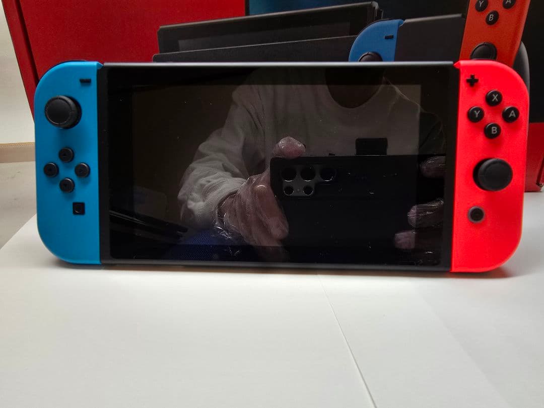 【完品】Nintendo Switch 本体 ネオンブルー/レッド 箱付き