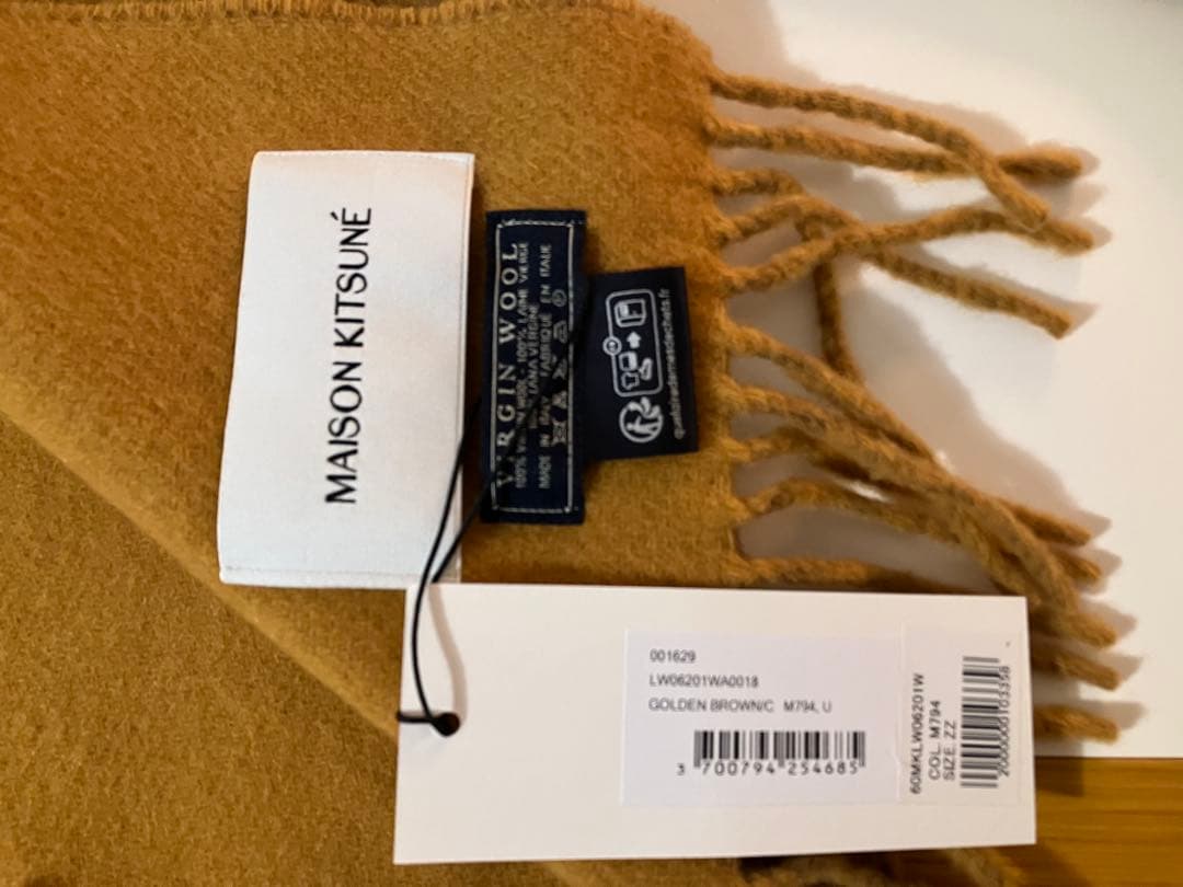 【新品未使用】メゾンキツネ　マフラー　MAISON KITSUNE