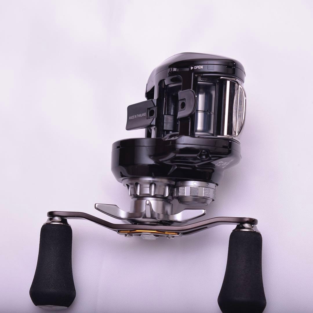 ダイワ ジリオン TW HD 1520H ベイトリール リールカバー付き