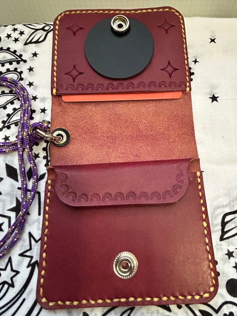 kcs funny HTC レッドムーン　ラクリエ　革財布　フラットヘッド