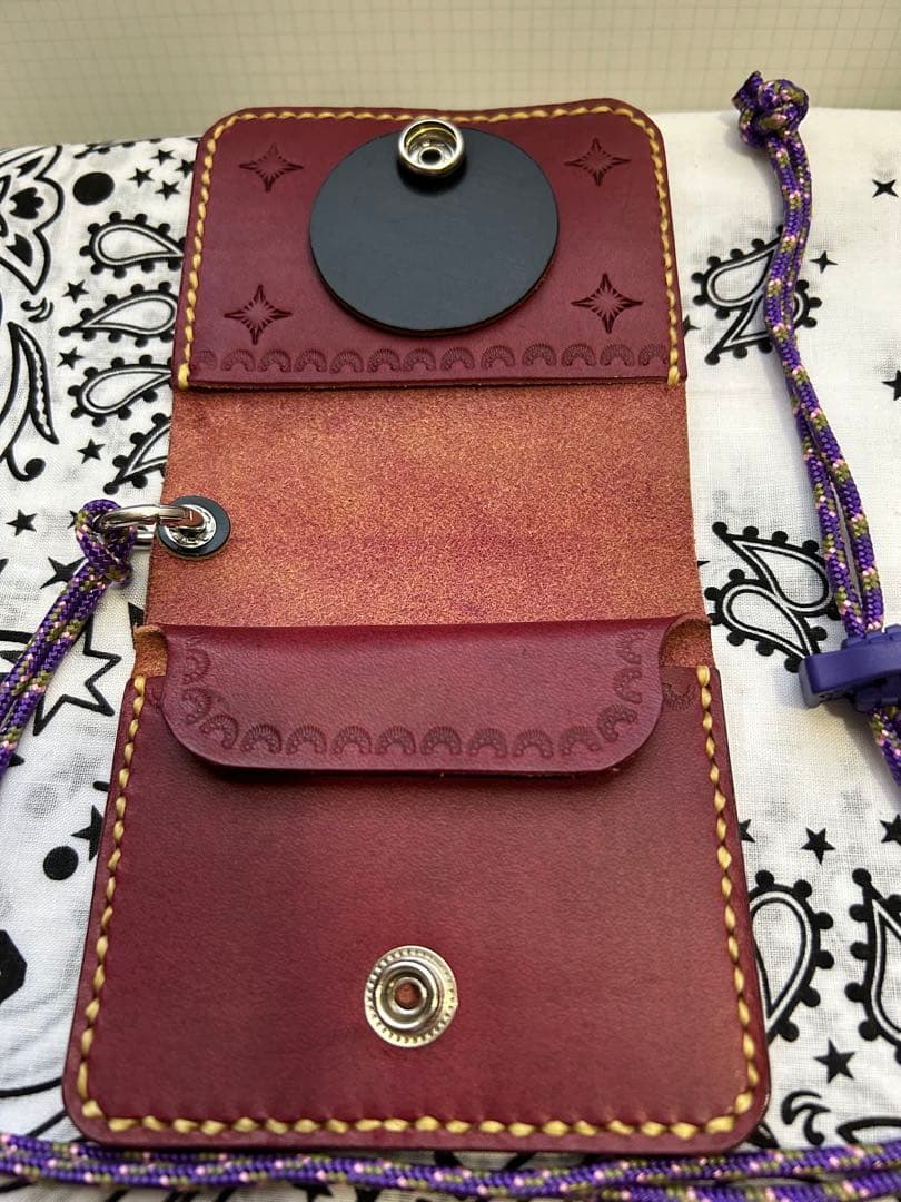 kcs funny HTC レッドムーン　ラクリエ　革財布　フラットヘッド