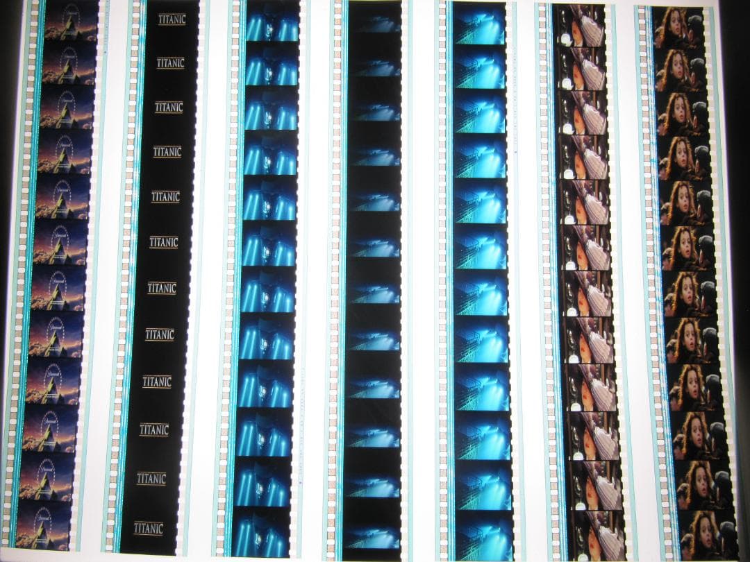 タイタニック35㎜フィルム12コマ×126枚合計1512コマ アルバム入