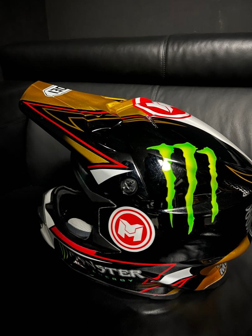 ショウエイ　vfx w Mサイズ　モンスターエナジー