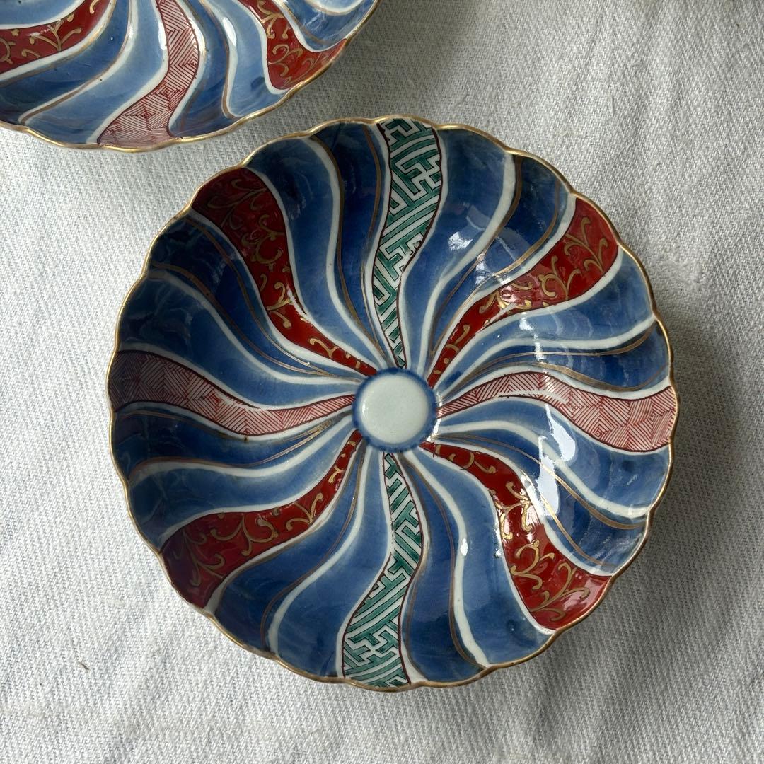 時代色絵伊万里　色鮮やかな染錦祥端捻じり模様なます皿　２点（骨董古伊万里古美術