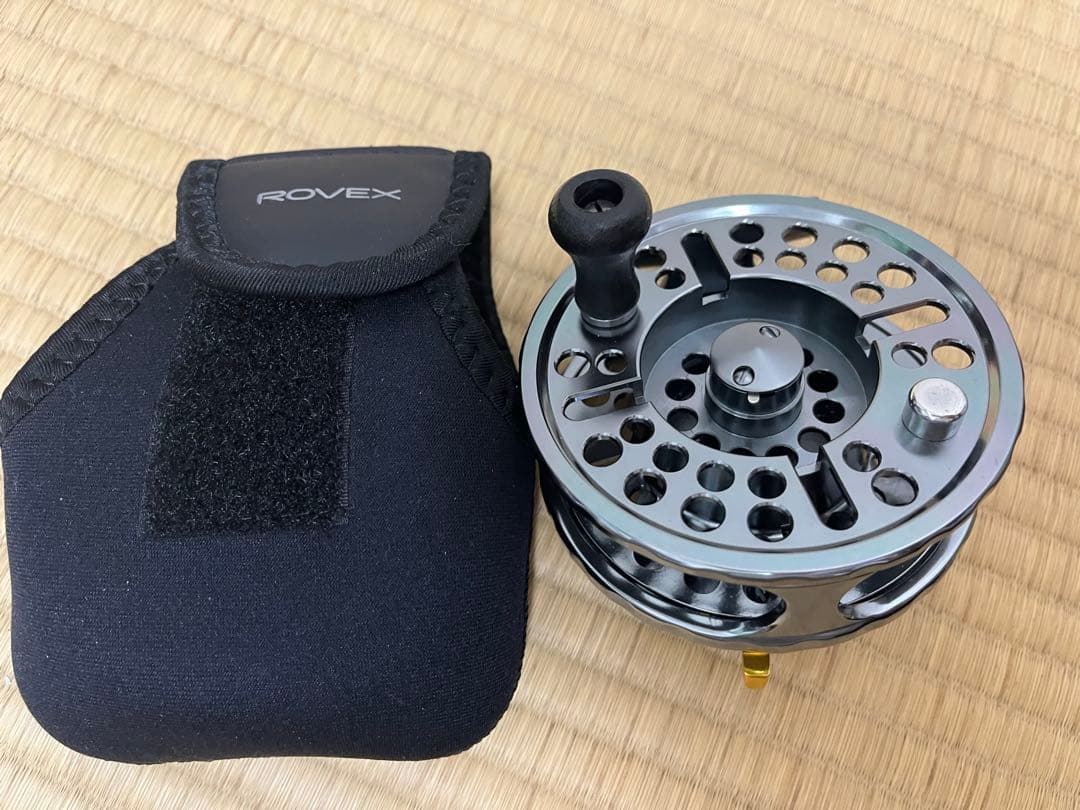 ROVEX WATERBORNE #8 フライリール　レバードラグ機構付き