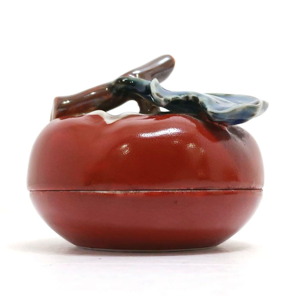 Y3117-2 酒井田柿右衛門 染錦柿形 香合 角福印 箱　の