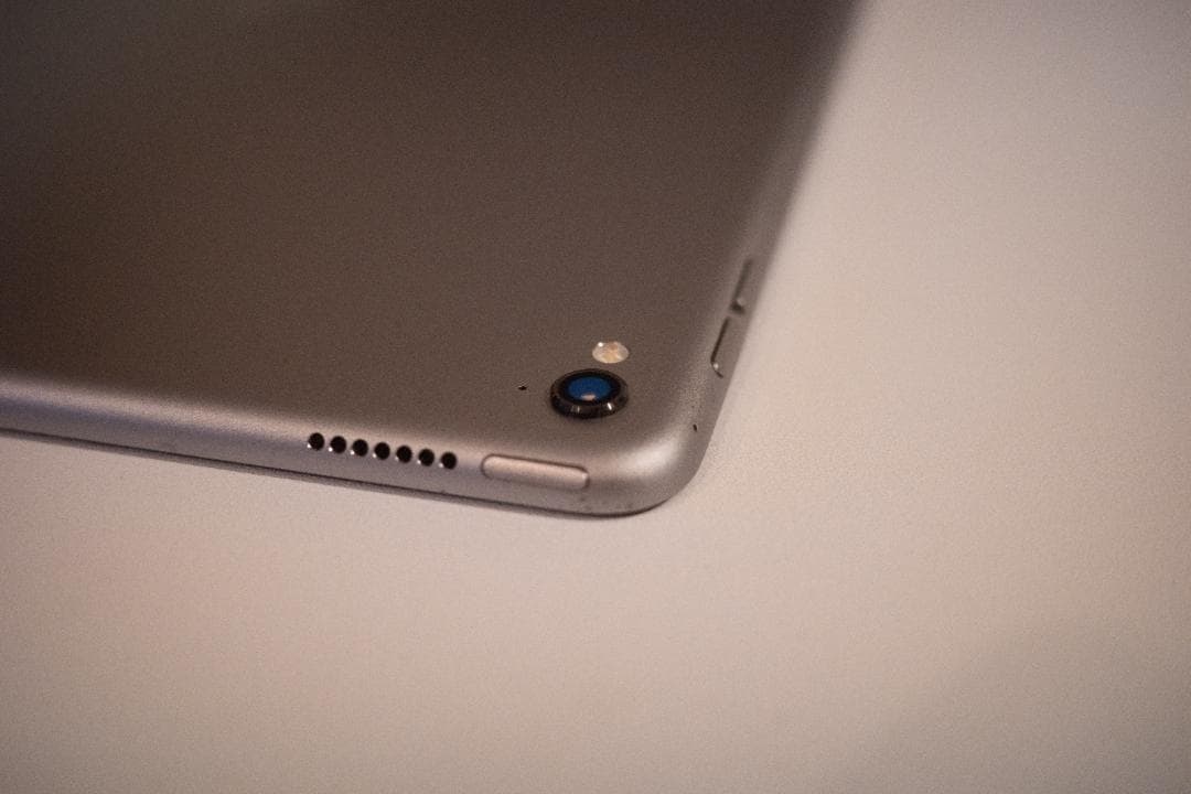 iPad Pro 9.7 128GB Wi-Fiモデル+Apple Pencil