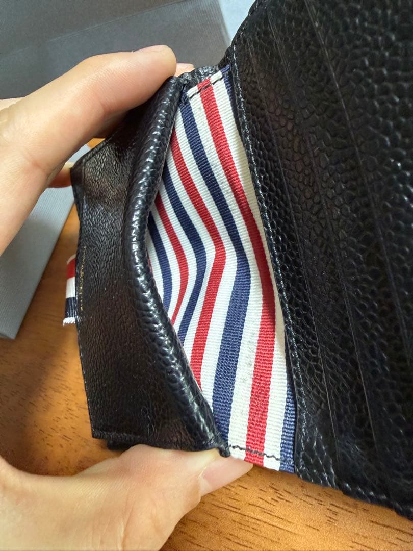 THOM BROWNE ブラック 二つ折り財布