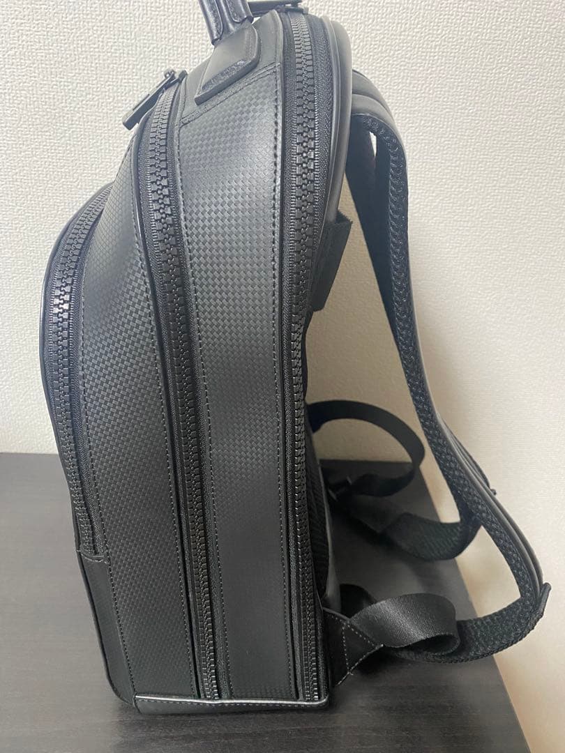 MONTBLANC（モンブラン） エクストリーム 2.0 ビジネスバックパック