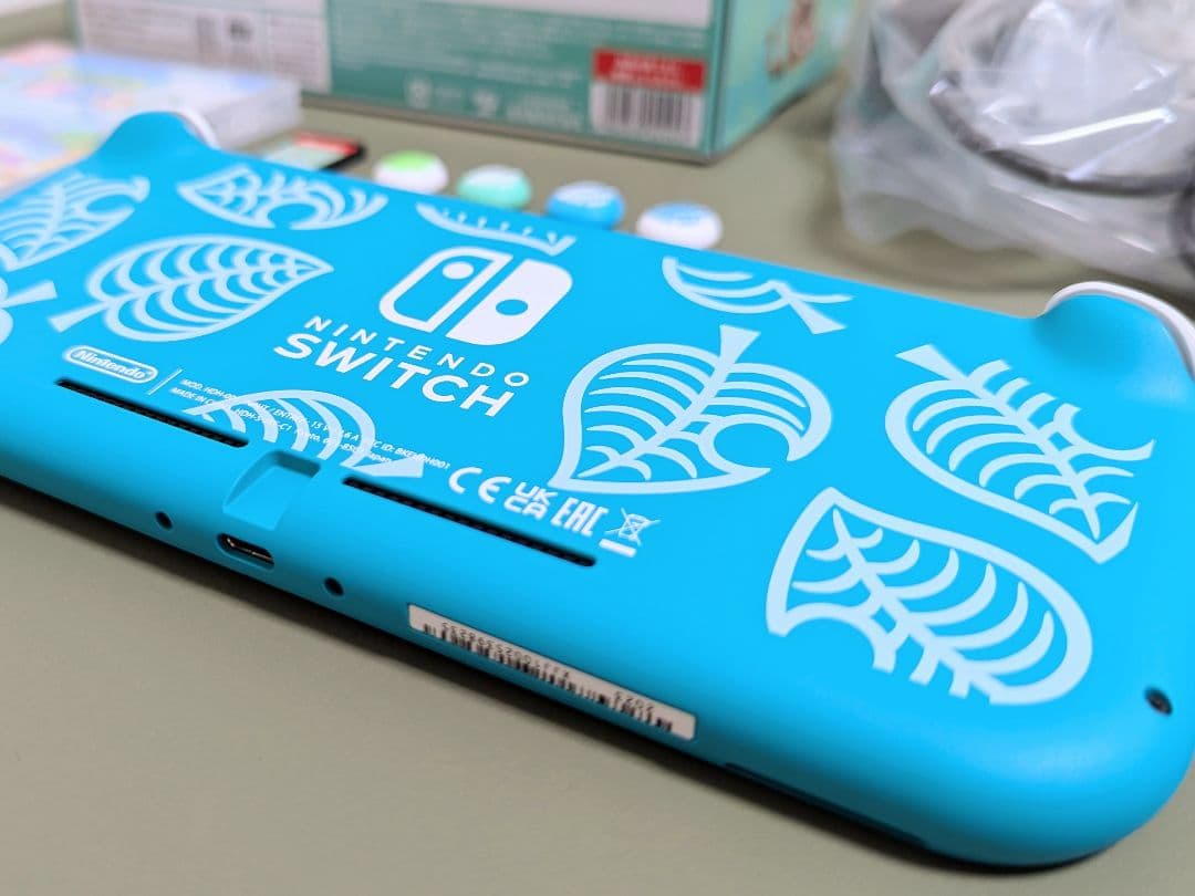 【ソフト・おまけ付】Switch Lite どうぶつの森セット