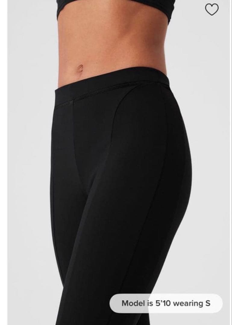 alo yoga レギンス　フレア　yogaウェア