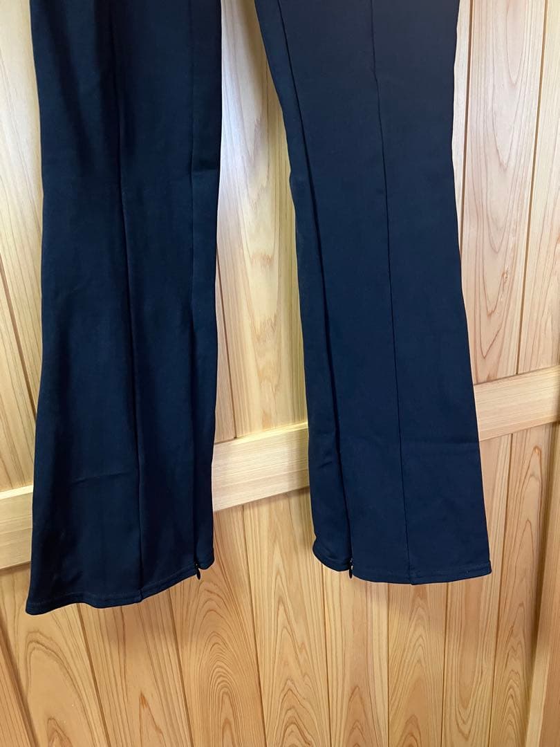 alo yoga レギンス　フレア　yogaウェア