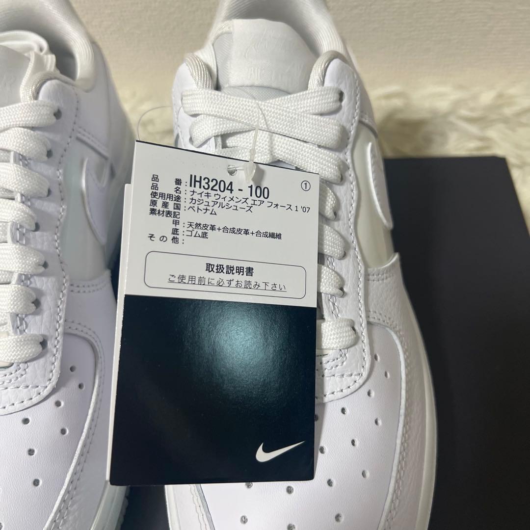 新品　未使用Nike Women's Air Force 1 '07 White