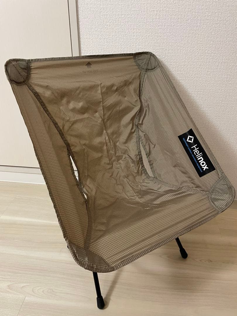 ヘリノックス チェアゼロ　サンドカラー