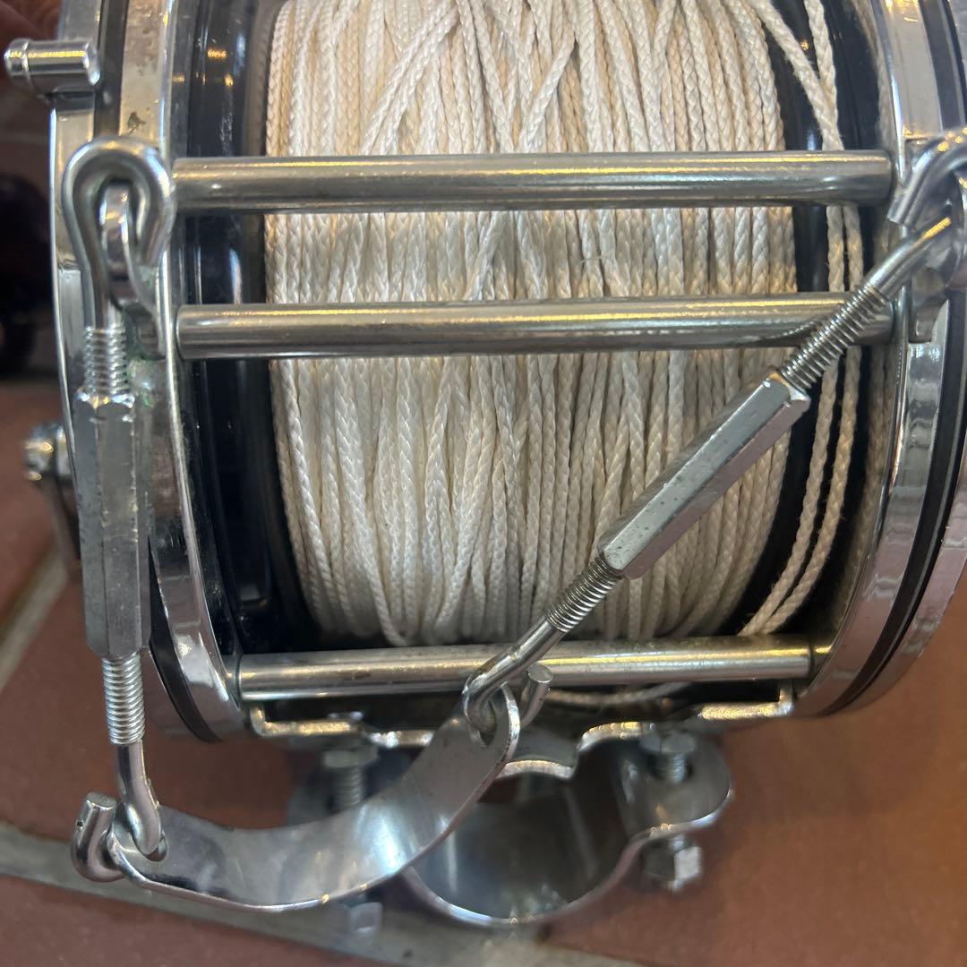 ペンセネター117L14 超大物用　磯ハンター100号300メートル付き