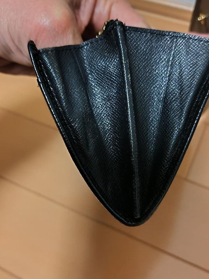 【送料無料】ルイヴィトン エピ 長財布 ブラック LOUIS VUITTON