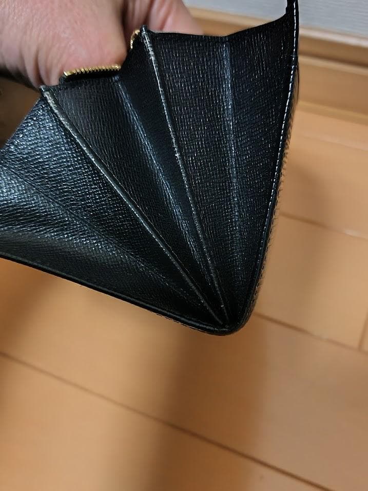 【送料無料】ルイヴィトン エピ 長財布 ブラック LOUIS VUITTON
