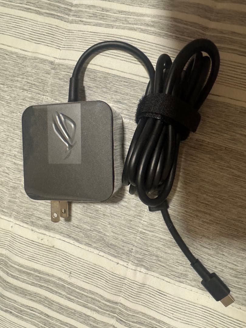 【美品】ROG ALLY X 本体　　付属品（ドック•キャリングケース付き）