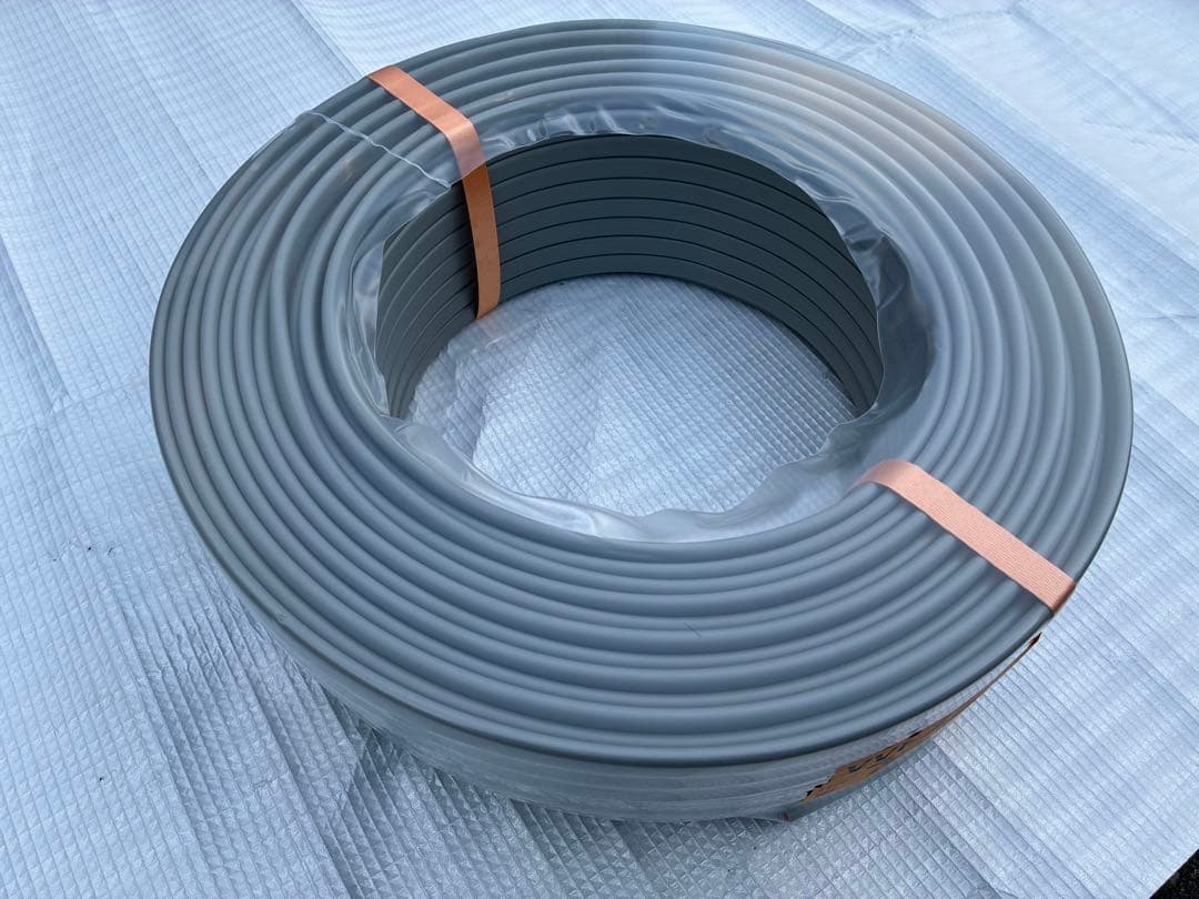 富士電線工業㈱　VVF2.0mm-3C(VVF3×2.0)灰　赤白黒　1巻①