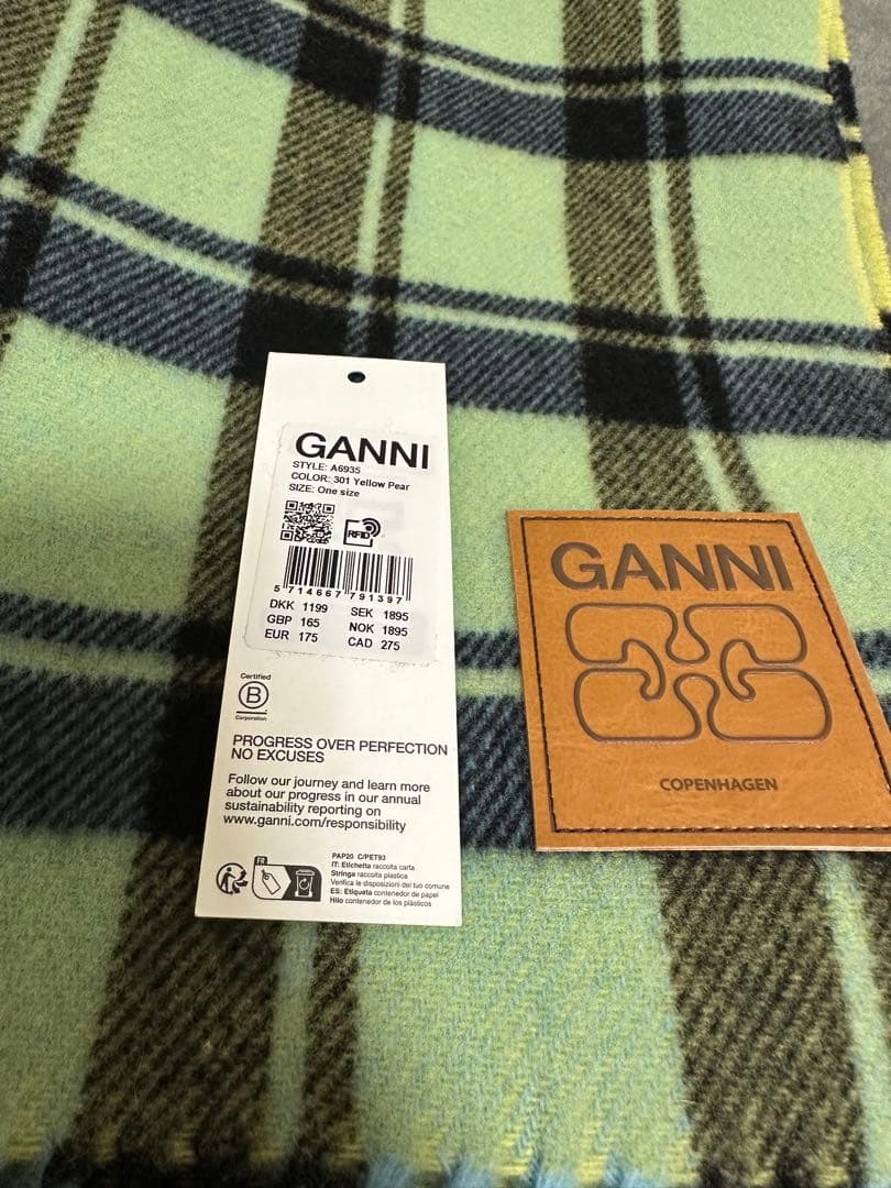 GANNI ガニー　チェックマフラー