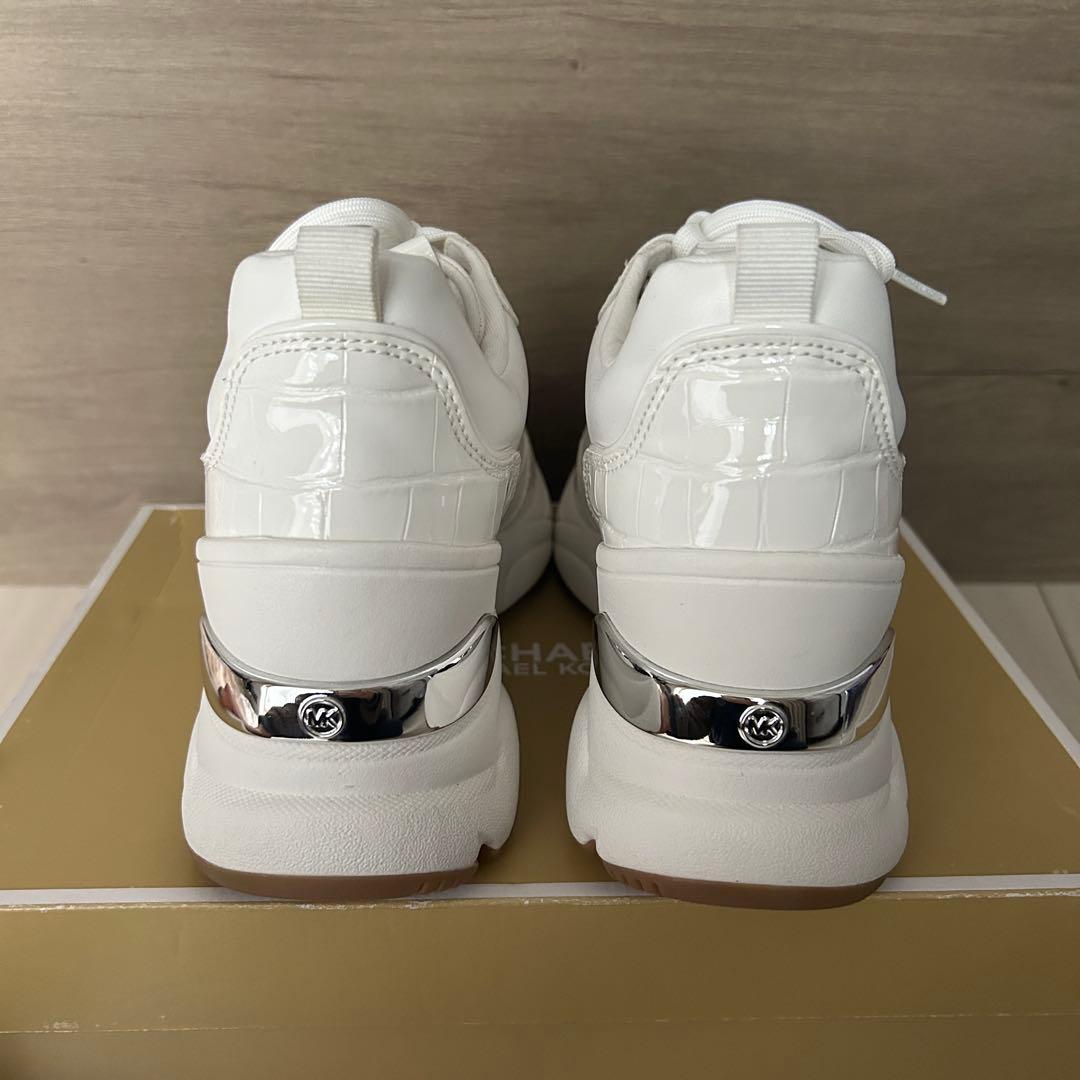 MICHAEL KORS マイケルコース　ホワイト 厚底スニーカー 合成皮革　白