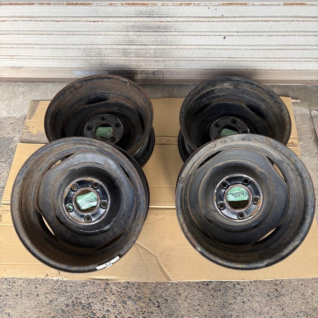 シボレー　カプリス　120.65？15インチ　オリジナル純正