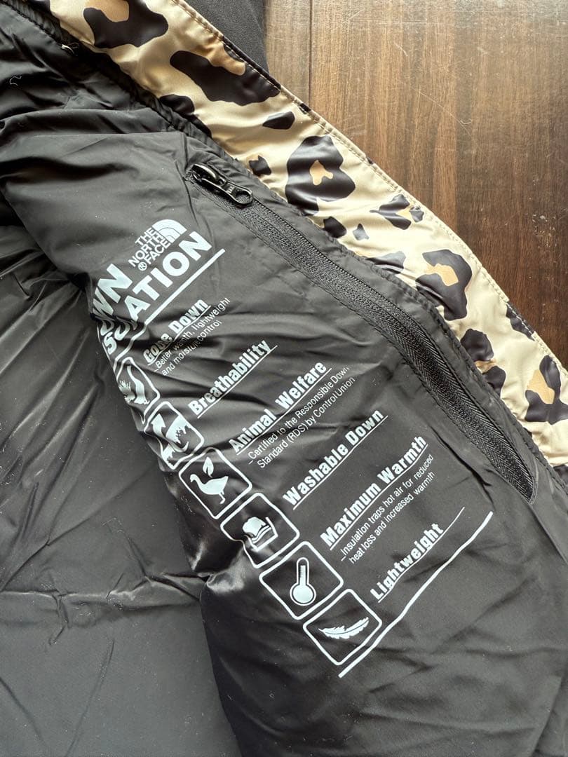 THE NORTH FACE ヒョウ柄ダウンベスト