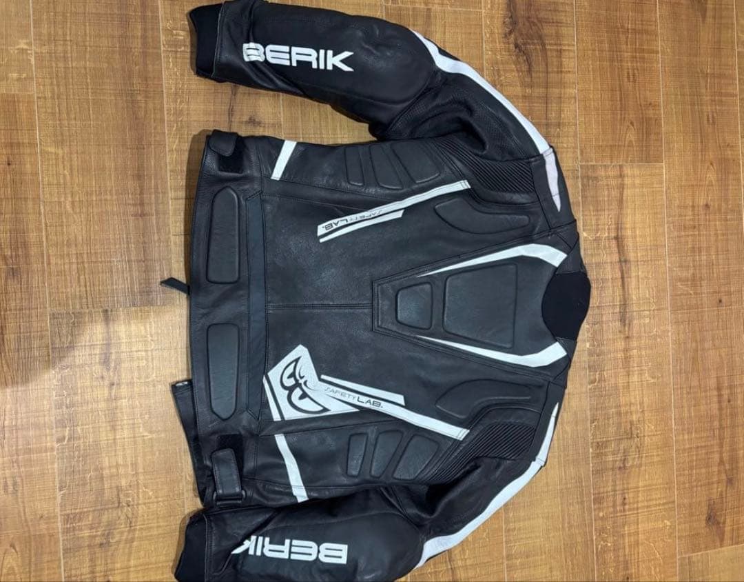 しょうへい　BERIK RACE-DEP 2.0 レザー ジャケット 54