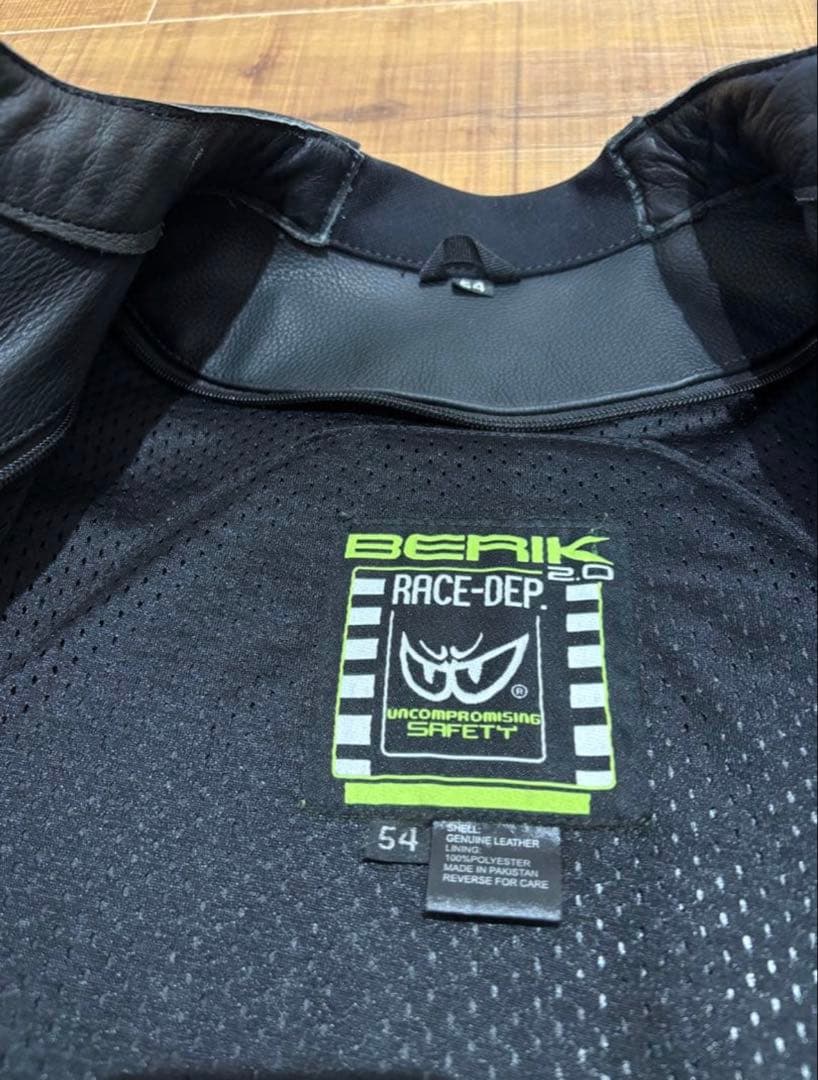 しょうへい　BERIK RACE-DEP 2.0 レザー ジャケット 54