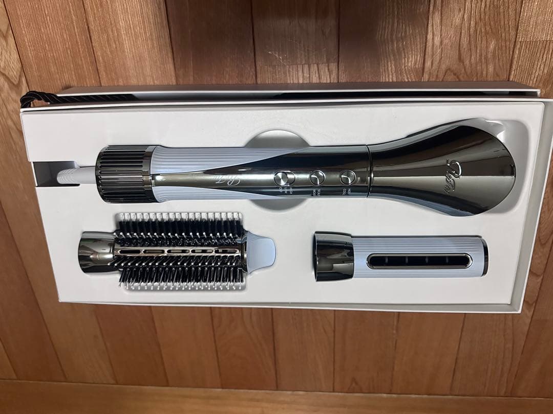 Ma新品同様 ReFa BEAUTECH RESETTER 保証書付